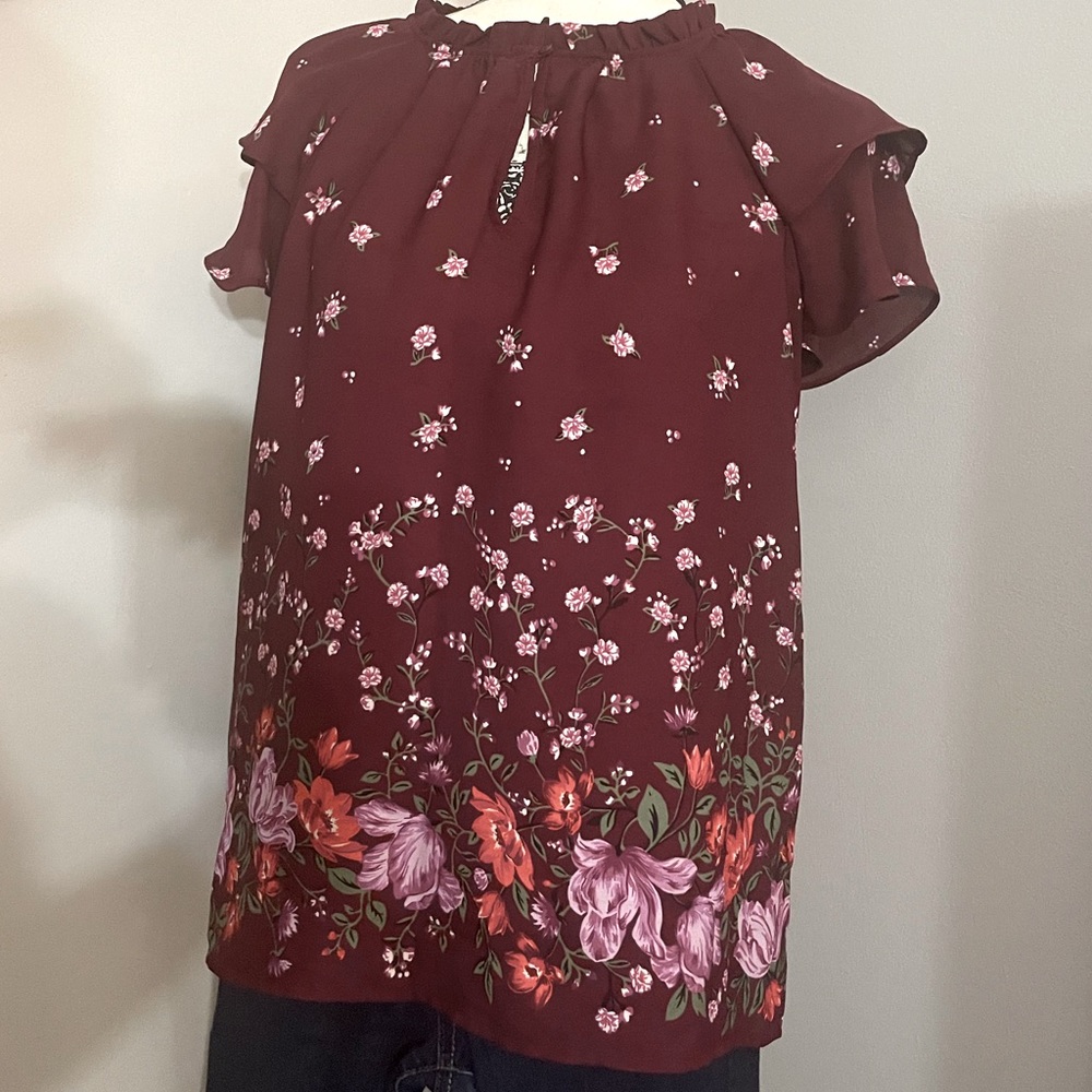 Flower design beautiful burgundy blouse